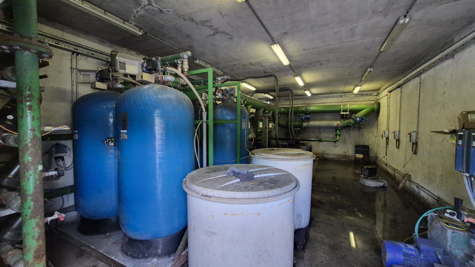 Water treatment equipment